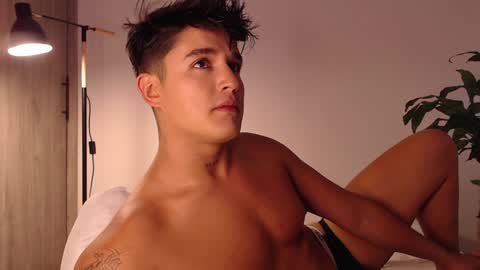 Snapshot of angelcossio chatting on 12/26/24, 08:32 Angel online show from 12/26/24, 08:32