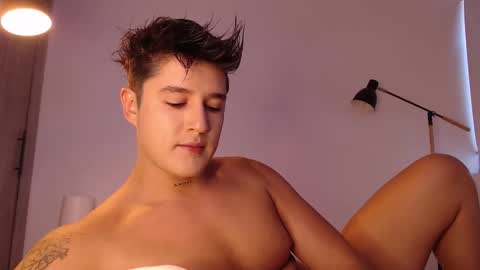 Angel online show from 11/11/25, 09:15