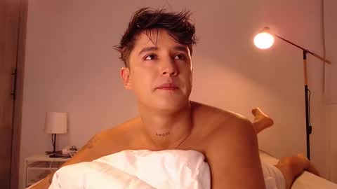 Angel online show from 11/22/25, 12:53