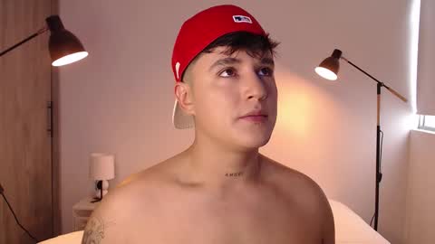 Angel online show from 01/14/26, 06:13