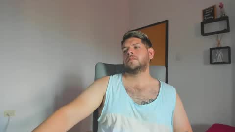 Snapshot of angelcute3 chatting on 09/19/25, 04:18 angel online show from 09/19/25, 04:18