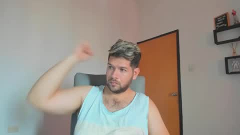 Snapshot of angelcute3 chatting on 09/22/25, 02:08 angel online show from 09/22/25, 02:08