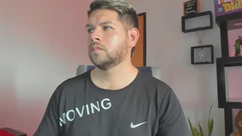 Snapshot of angelcute3 chatting on 10/14/25, 04:41 angel online show from 10/14/25, 04:41