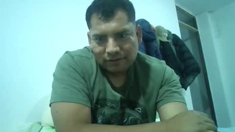 angeldavid90 online show from 12/14/25, 12:49