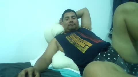 angeldavid90 online show from 12/22/25, 12:40