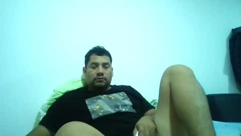 Snapshot of angeldavid90 chatting on 06/01/26, 11:23 angeldavid90 online show from 06/01/26, 11:23