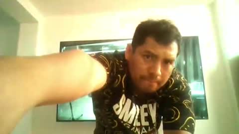 Snapshot of angeldavid90 chatting on 06/08/26, 03:23 angeldavid90 online show from 06/08/26, 03:23
