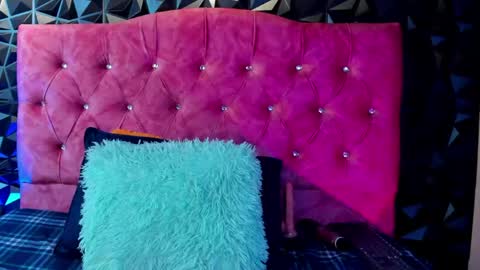 angeldreams15 online show from 03/18/26, 07:06