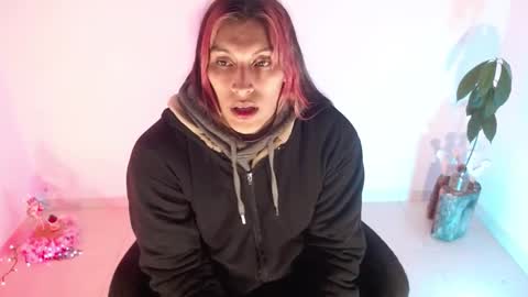 Snapshot of angele_johnson chatting on 10/06/25, 02:09 angele online show from 10/06/25, 02:09