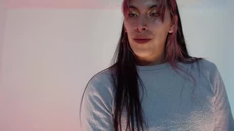 Snapshot of angele_johnson chatting on 10/26/25, 08:59 angele online show from 10/26/25, 08:59