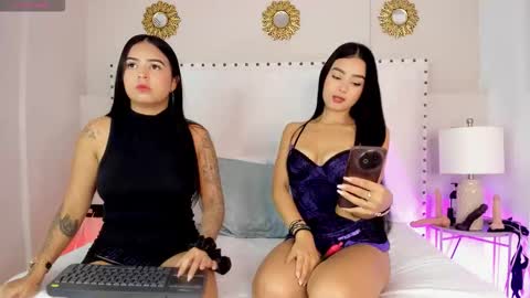 angeles_de_charly online show from 11/28/25, 12:52