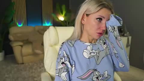 annita online show from 02/17/26, 06:14