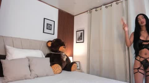 Carolina online show from 03/19/26, 01:20