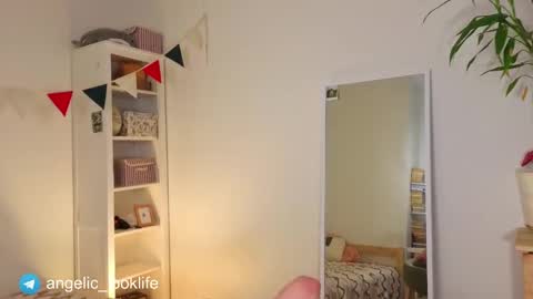 Daniel online show from 05/10/26, 04:23