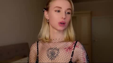 Gabby online show from 12/22/25, 05:32