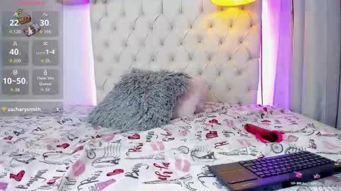 Snapshot of angelica_bonn chatting on 10/09/25, 12:36 Angelica online show from 10/09/25, 12:36