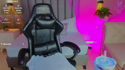 A N G E L I C A online show from 05/11/26, 04:04