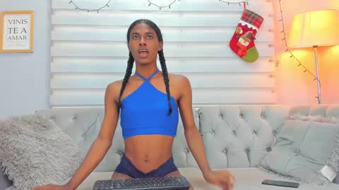 Snapshot of angelica_sexy1 chatting on 12/24/24, 06:28 angelica_sexy1 online show from 12/24/24, 06:28
