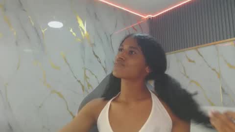 Snapshot of angelica_sexy1 chatting on 10/16/25, 09:27 angelica_sexy1 online show from 10/16/25, 09:27