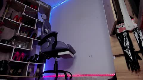 Angelica Sparks online show from 03/09/25, 06:39