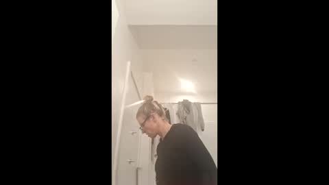 Snapshot of angelicaroeangeless chatting on 02/22/26, 12:26 angelicaroeangeless online show from 02/22/26, 12:26