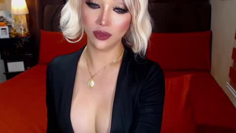 MS. AMALIA online show from 03/10/25, 09:53