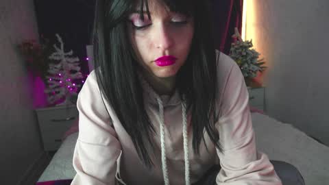 Angelika Rouge online show from 01/26/25, 03:36