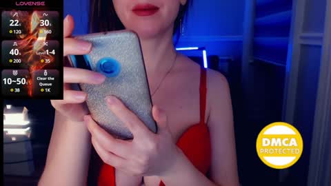 Angelika online show from 02/04/25, 11:49
