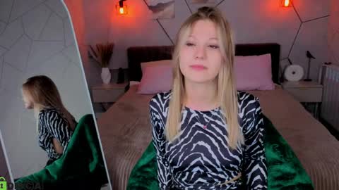 Angelina online show from 04/06/26, 01:14