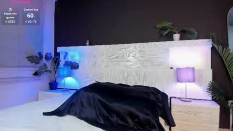 Snapshot of angelina_hilton chatting on 07/13/26, 11:35 angelina_hilton online show from 07/13/26, 11:35