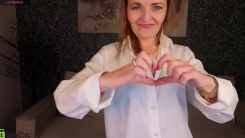 Snapshot of angelina_relax chatting on 02/15/26, 07:51 Angelina online show from 02/15/26, 07:51