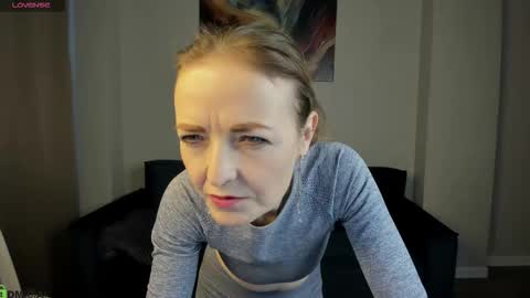 Snapshot of angelina_relax chatting on 03/03/26, 01:12 Angelina online show from 03/03/26, 01:12