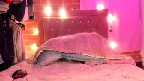 Angelina Rouse  online show from 02/02/25, 06:26