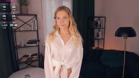 Alice WOW online show from 05/29/26, 08:34