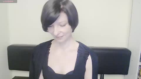 Angelina online show from 02/11/25, 10:59
