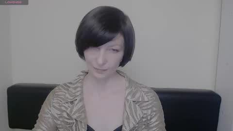 Angelina online show from 02/18/25, 12:17