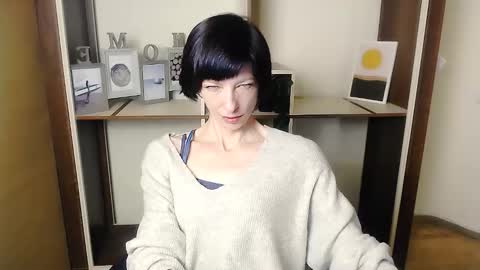 Angelina online show from 09/15/25, 06:35