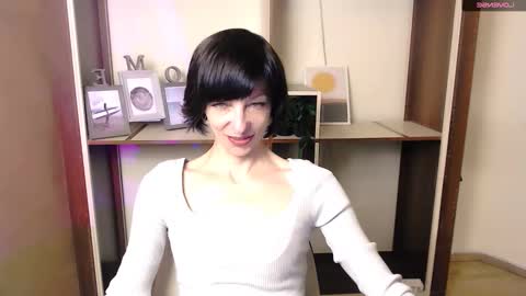 Angelina online show from 10/24/25, 07:05