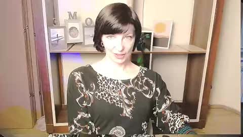 Angelina online show from 05/11/26, 09:04