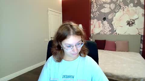 AngelinaLow online show from 09/30/25, 11:26