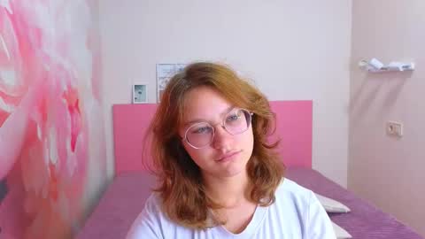 AngelinaLow online show from 11/12/25, 12:27