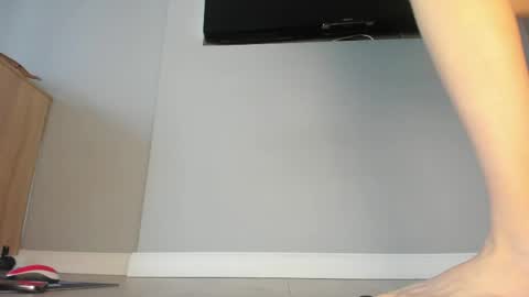 angelinamoore281 online show from 04/08/26, 04:01