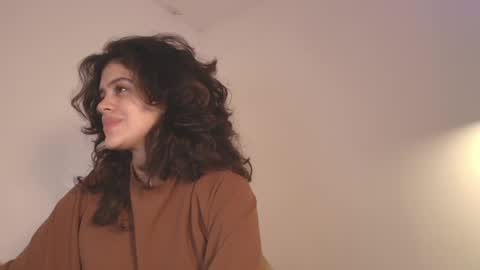 Snapshot of angelinarosss_ chatting on 04/24/26, 11:07 online show from 04/24/26, 11:07