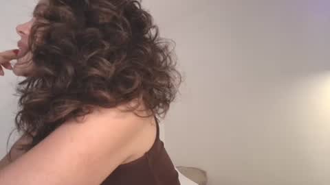 Snapshot of angelinarosss_ chatting on 07/01/26, 07:13 online show from 07/01/26, 07:13