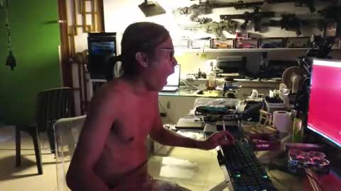 Angel online show from 09/11/25, 03:45