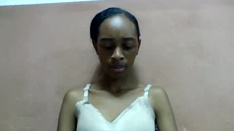 Snapshot of angeline221173 chatting on 07/22/26, 02:53 angeline221173 online show from 07/22/26, 02:53