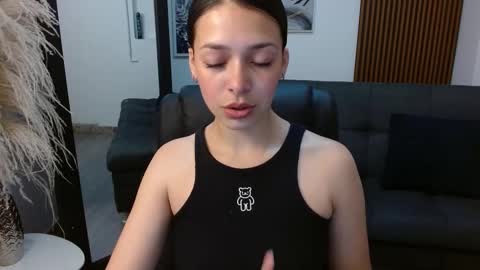 angeline_davies online show from 02/26/25, 12:14