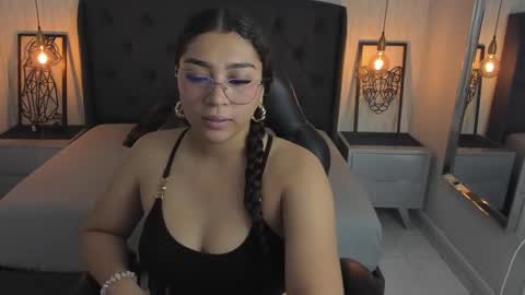 Snapshot of angelinemore chatting on 02/06/26, 07:39 ANGELINE online show from 02/06/26, 07:39