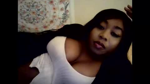 angeliquebelcaliz online show from 10/14/25, 11:05