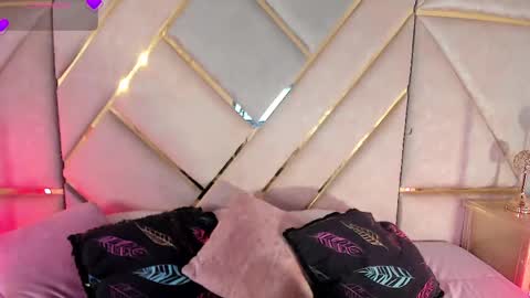 A F R O D I T A online show from 04/01/26, 09:54